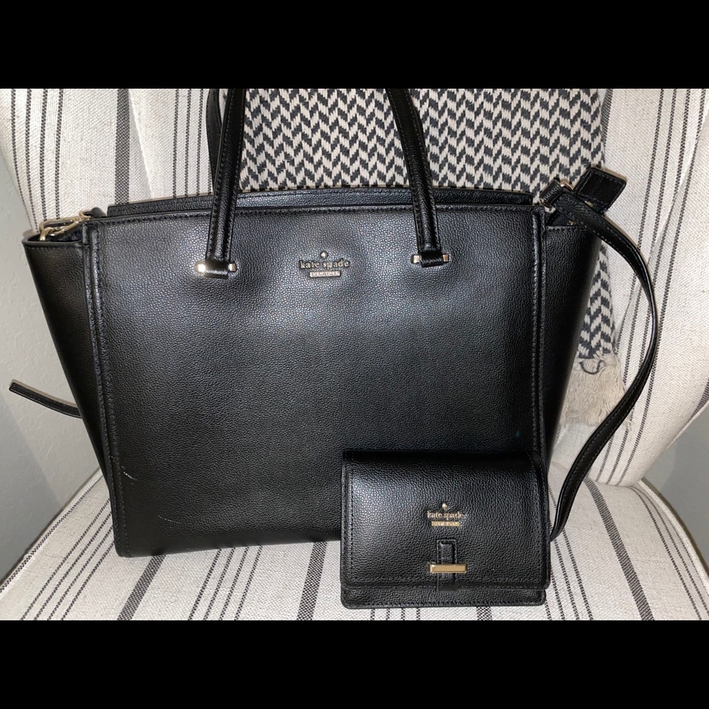 *almost NEW* KATE SPADE tote and wallet